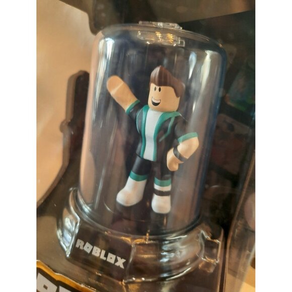 New Roblox Figure - Welcome to Bloxburg: Tom - Picture 2 of 3